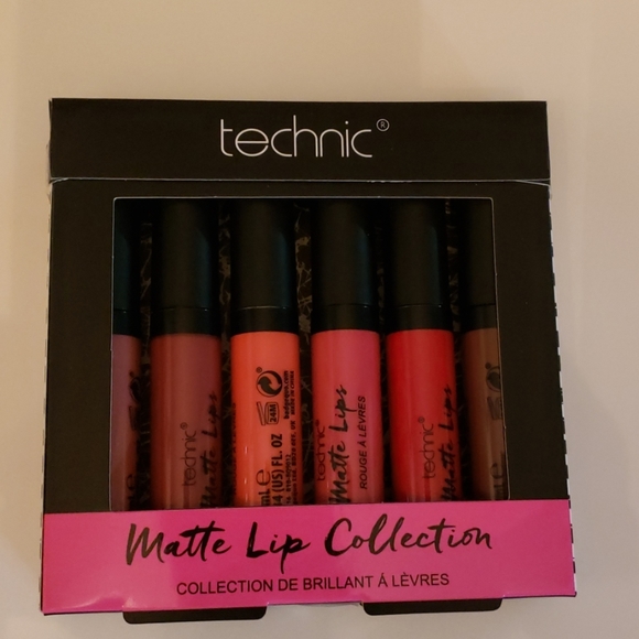 Professional makeup - Picture 4 of 8